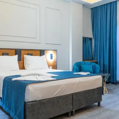 GRAND MOON HOTEL