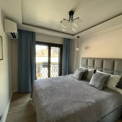 Myfair apartment