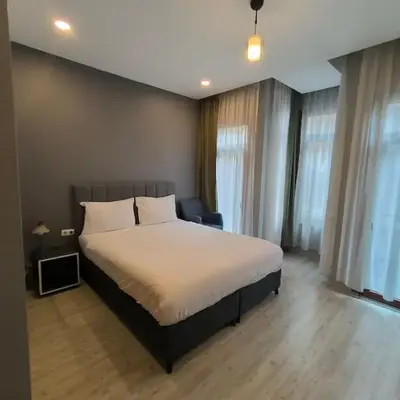 Ore Pera Suites
