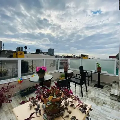 Ten Rooms Istanbul Hotel