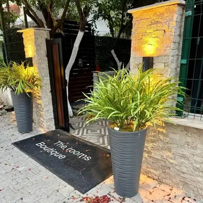 The rooms hotel