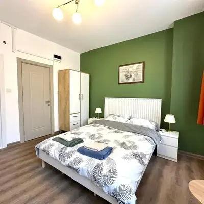 Yellowhouse Room 3