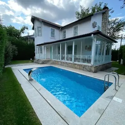 Luxury Villa with Pool in Sapanca Sofhan Kırkpınar