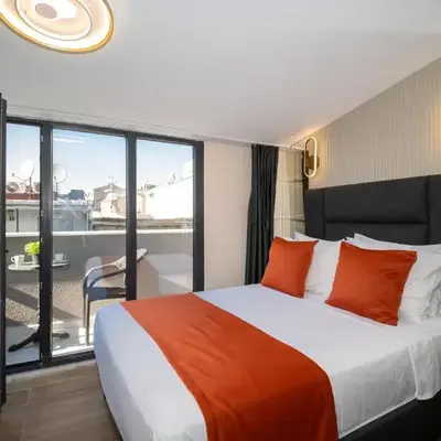 Robin Hotel