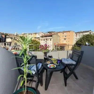 Taksim Private Terrace Close to Antique Store Galata Port Cihangir