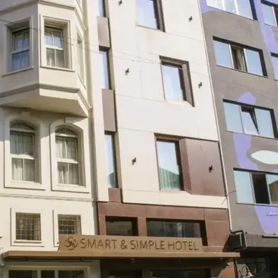 Smart and Simple Hotel Karakoy