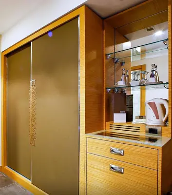 a kitchen with a sliding door in a kitchen at Anemon Bursa Gönlüferah Termal&Spa Otel in Bursa