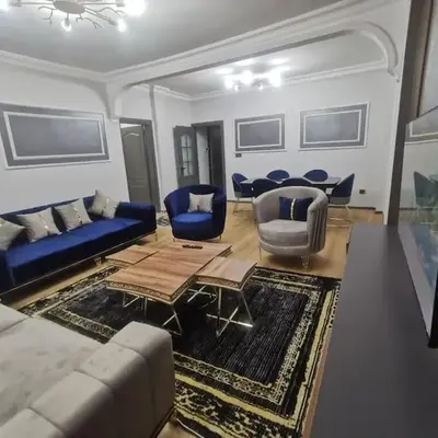 Holiday 5 4 Sisli 3
