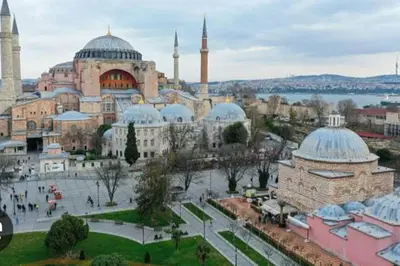 a view of a large building with domes and mosques at Özdemir Apart - Sultanahmet in Istanbul