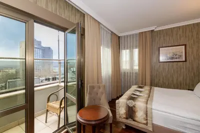 Gallery image of Crestium Taksim Prive & Spa in Istanbul