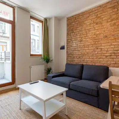 Lovely and Snug Flat