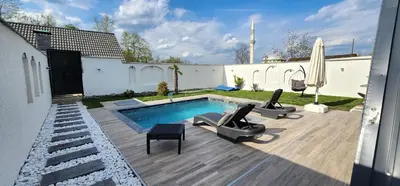 Gallery image of Sakarya Sapanca Ünlüce de 2 Oda1 Salon Özel Havuzlu-Saunalı-Jakuzili - 5 Kişillik Bungalov-BNG-69 in Sapanca