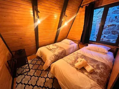 Gallery image of Sakarya Sapanca Ünlüce de 2 Oda 1 Salon özel havuzlu-Saunalı-Jakuzili - 5 Kişillik Bungalov-BNG-70 in Sapanca
