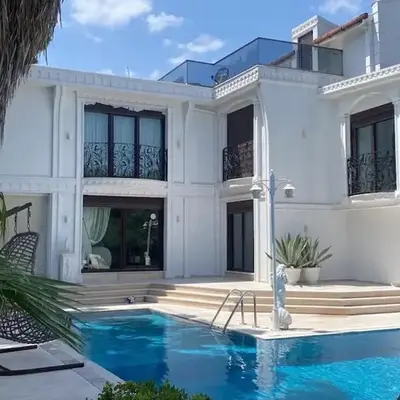 Cloud Nine by Alara - Luxury Private Pool and Garden Villa