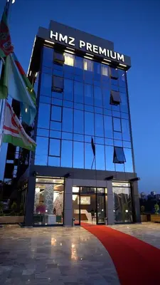 a building with a sign on top of it at Hmz Premium Konaklama Çekmeköy in Çekmeköy