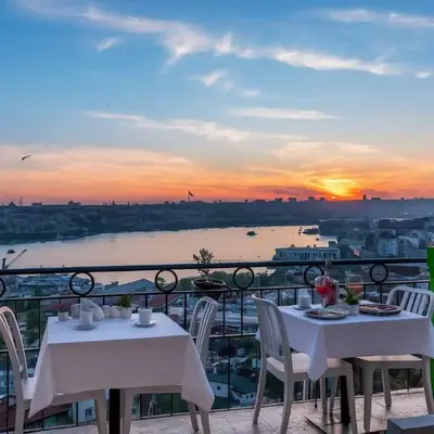 Big Urban Taksim Terrace Stay