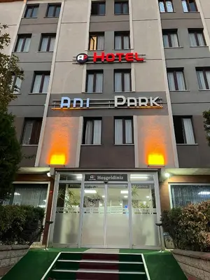a hotel entrance with the entrance to a building at Anı Park Hotel in Pendik