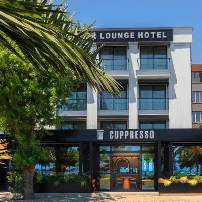 Premier Lounge Hotel