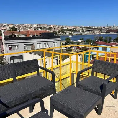 i1 House Hotel with Lovely Seaview Terrace