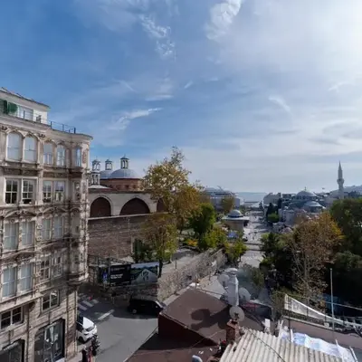Central Apartment with Bosphurs View