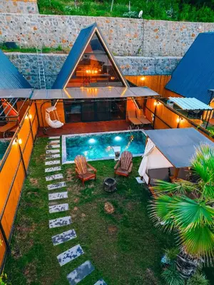 an overhead view of a backyard with a swimming pool at Bungorise Bungalov in Sapanca