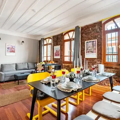 Timeless House Overlooking the Golden Horn with Sea - Nilorayn