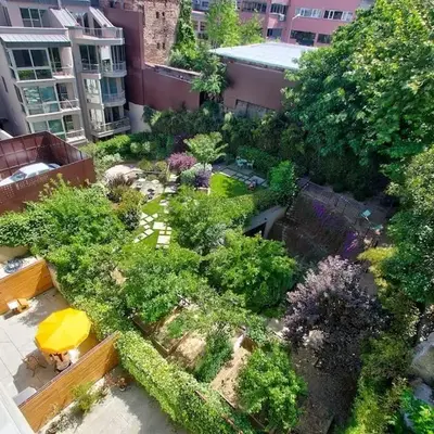 Beyoglu Hacımimi Gardens içinde özel bahçeli daire