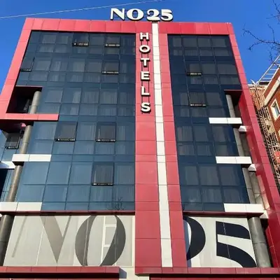 No25 Hotels