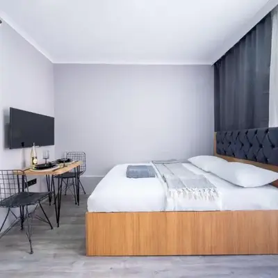 Lomend Hotels