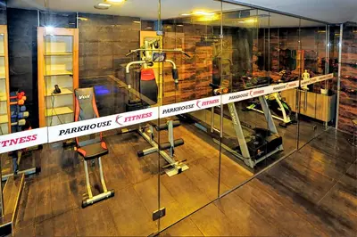 a display case in a room with a machine at Parkhouse Hotel & Spa in Istanbul