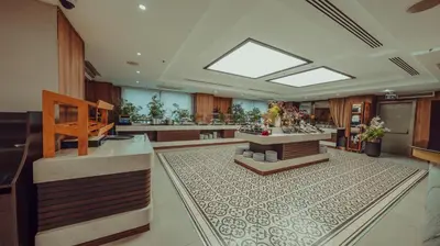a large room with aasteryasteryasteryasteryasteryasteryasteryasteryasteryasteryastery at Grand Makel Hotel Topkapi in Istanbul
