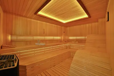 an empty sauna with a light on the ceiling at SORRISO HOTEL DUE in Istanbul