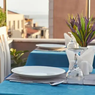 Renzo Hotel - Special Category