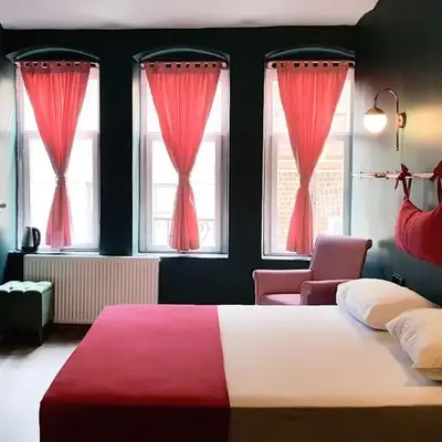 Casa Rosa Suites
