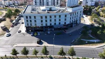 an overhead view of a building with a parking lot at BUSINESS EXPRESS HOTEL in Tekirdag