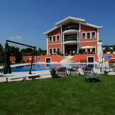 Silivri Gazitepe'de 3 katlı