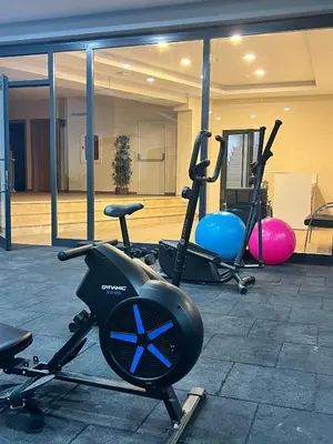a group of exercise bikes in a gym at İncipark Hotel in Sakarya