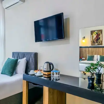 La Pera Suites Hotel