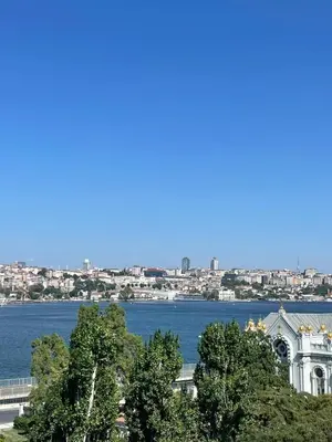 a view of a city and a large body of water at Fatih Balat Tarihten nezih şık ev- 1 in Istanbul