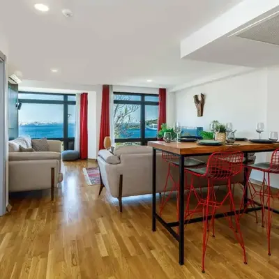 Monnas Bosphorus
